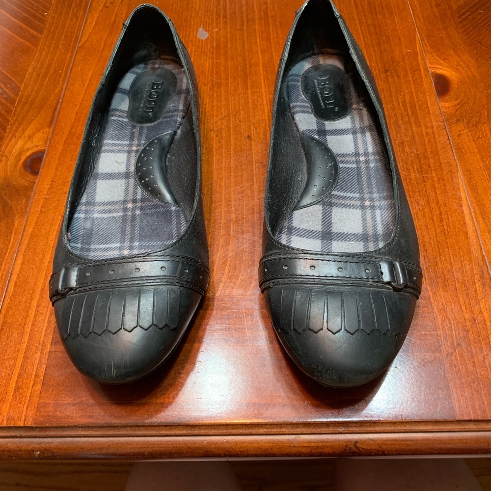 Born flats 2/$30